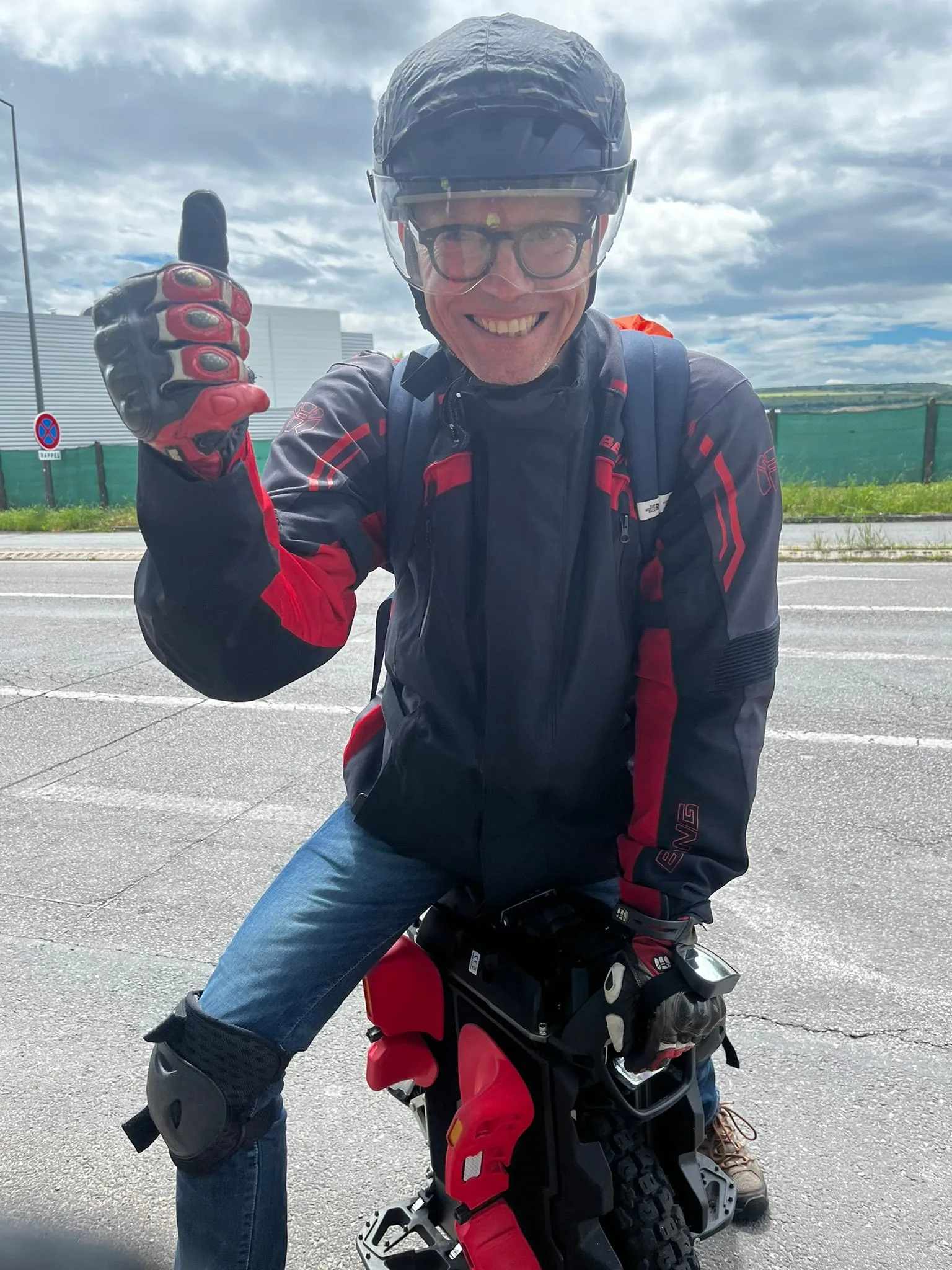 Grande Évasion 03 — participant sur la route
