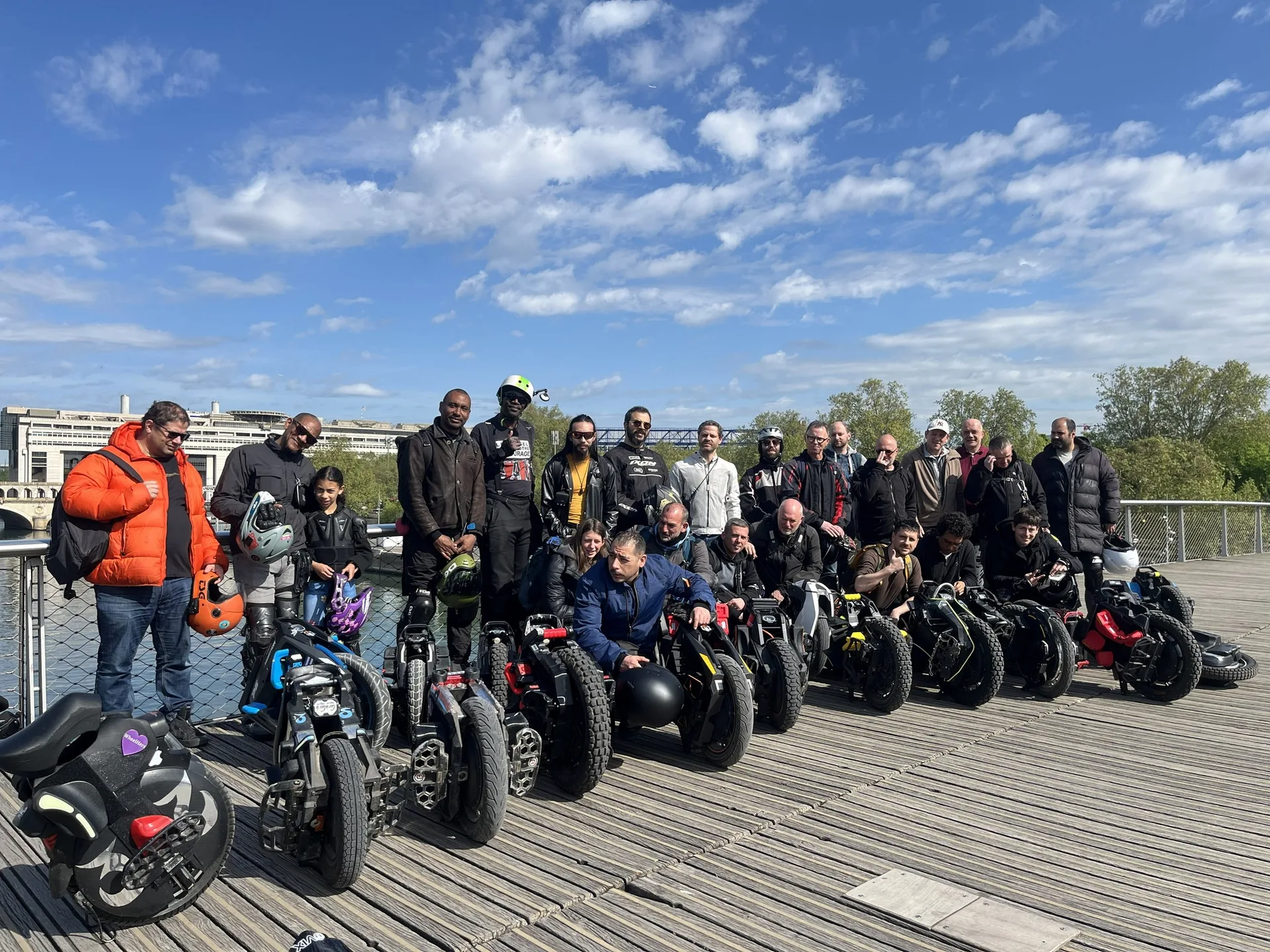 Pique Wheel 2026 — photo de groupe